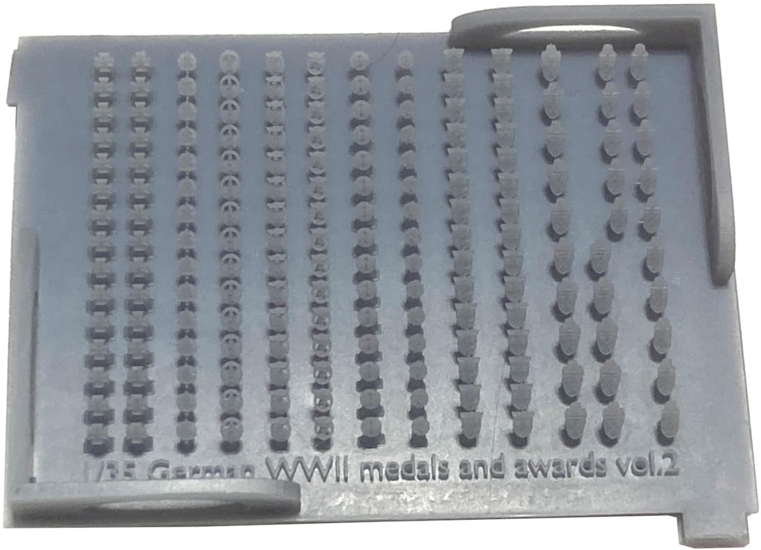 

Китайская модель Набор немецких медалей времен Второй мировой войны Пластиковые детали для модели 1/35 том 2 CM-176B (военный)