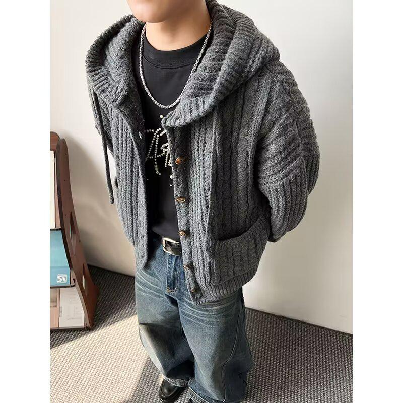 Men's Retro Chunky Knit Cardigan: Versatile Japanese Jacquard Sweater with Big Pockets.