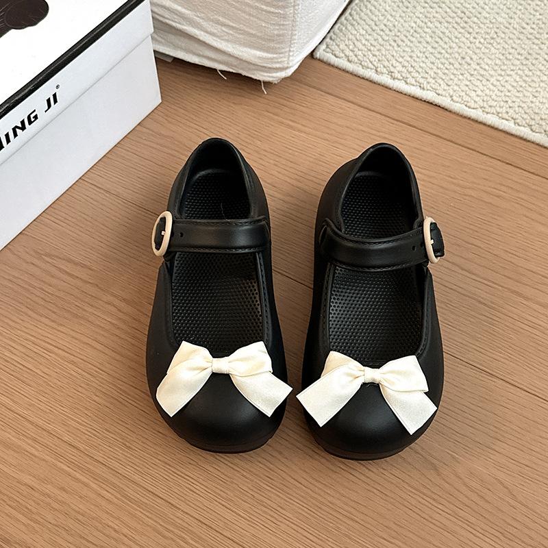 

Нишевый дизайн обувь с отверстиями 2025 лето новый верхняя одежда бант универсальные повседневные удобные мягкая подошва пляжные сандалии 35-36 чёрный