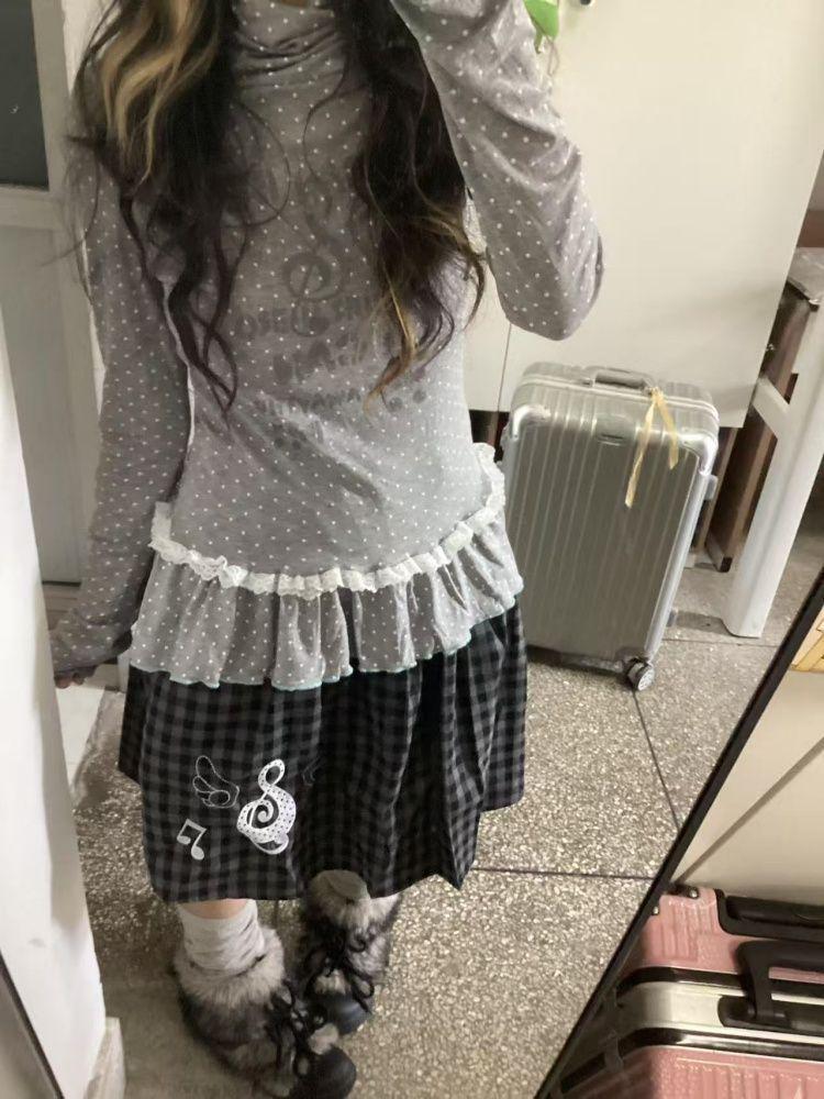 T-shirt da Donna Coreana a Pois con Pizzo e Maniche Lunghe – Design Autunnale con Collo Gonfio Modellante