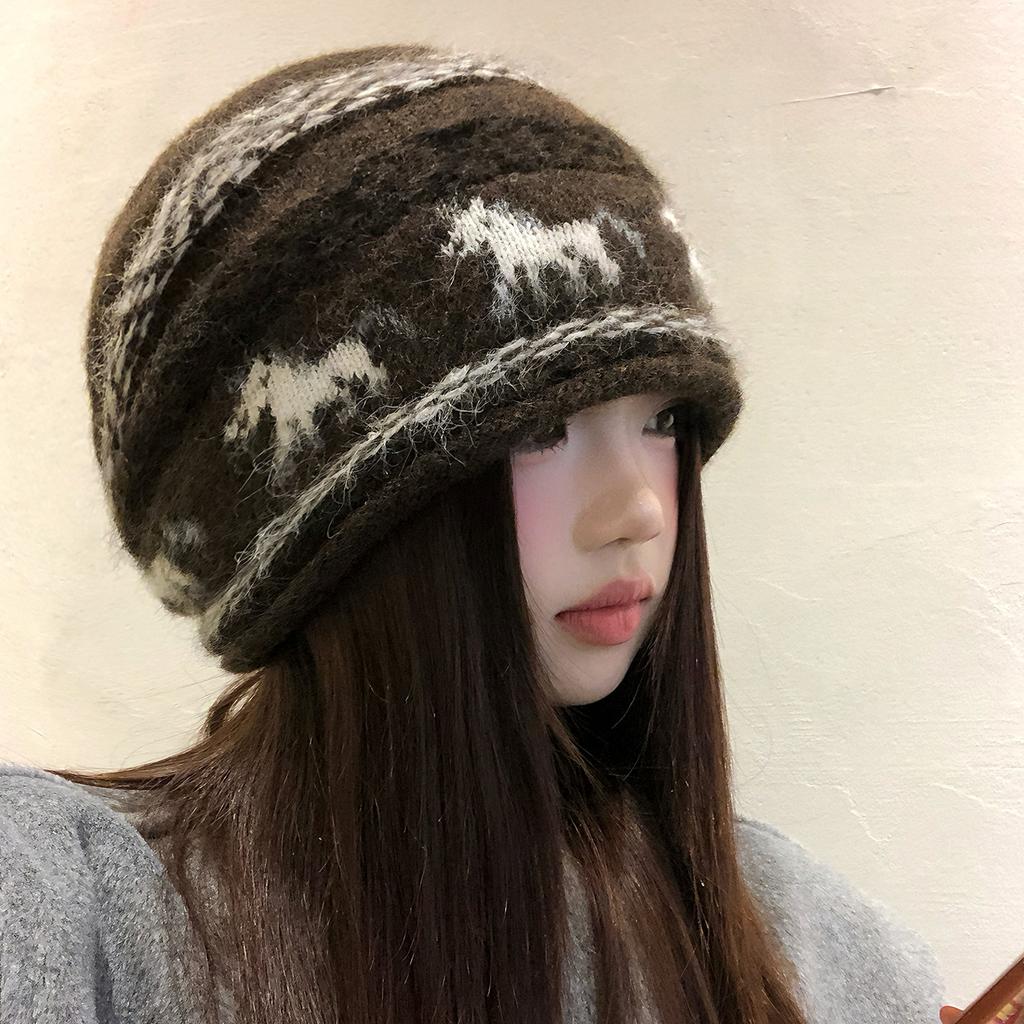 Vintage Jacquard Knitted Stacking Hat Women's Winter Brown Curled Warm Fashion Baotou Hat Ear Protector Cold Hat