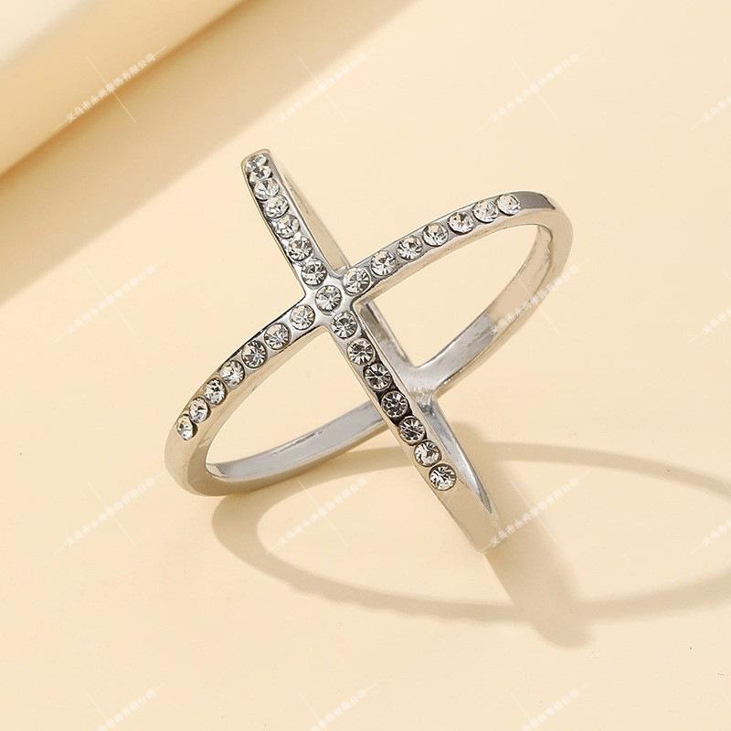Simple Temperament Shining Rhinestone Gold Color Geometry Brooches Silk Scarf Buckle Shawl Buckle for Women Exquisite Jewelry