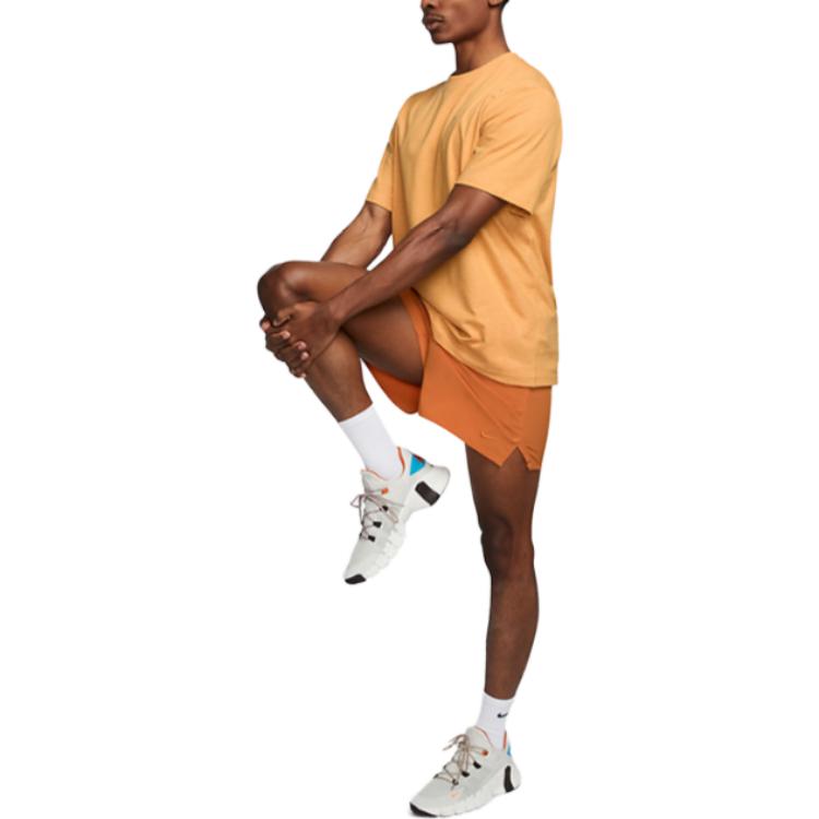 New Nike T Shirts Men's Yellow DV9832-815