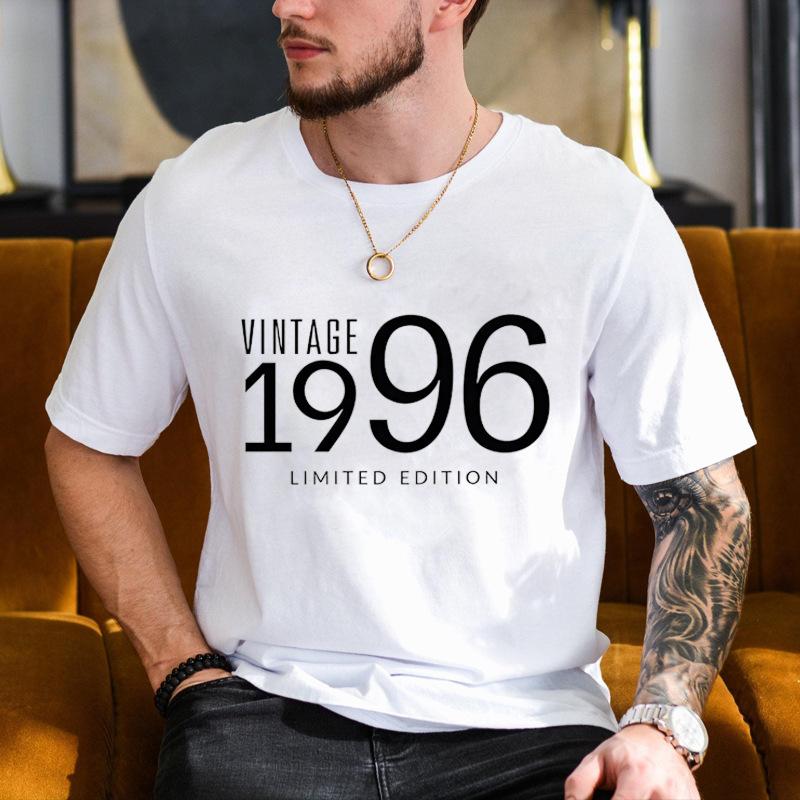 Unisexs Crew Neck Short Sleeve T Shirt Vintage 1976 Limited Edition Graphic Tee Classic Born Year Casual Unisexs Tops For Gift Wear