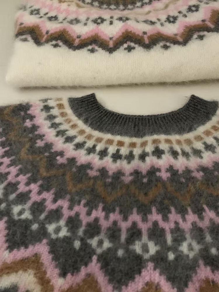 Women's Fair Isle Jacquard Brushed Knit Sweater with Half-High Round Neck, Cashmere-Wool Blend, Ideal for Layering