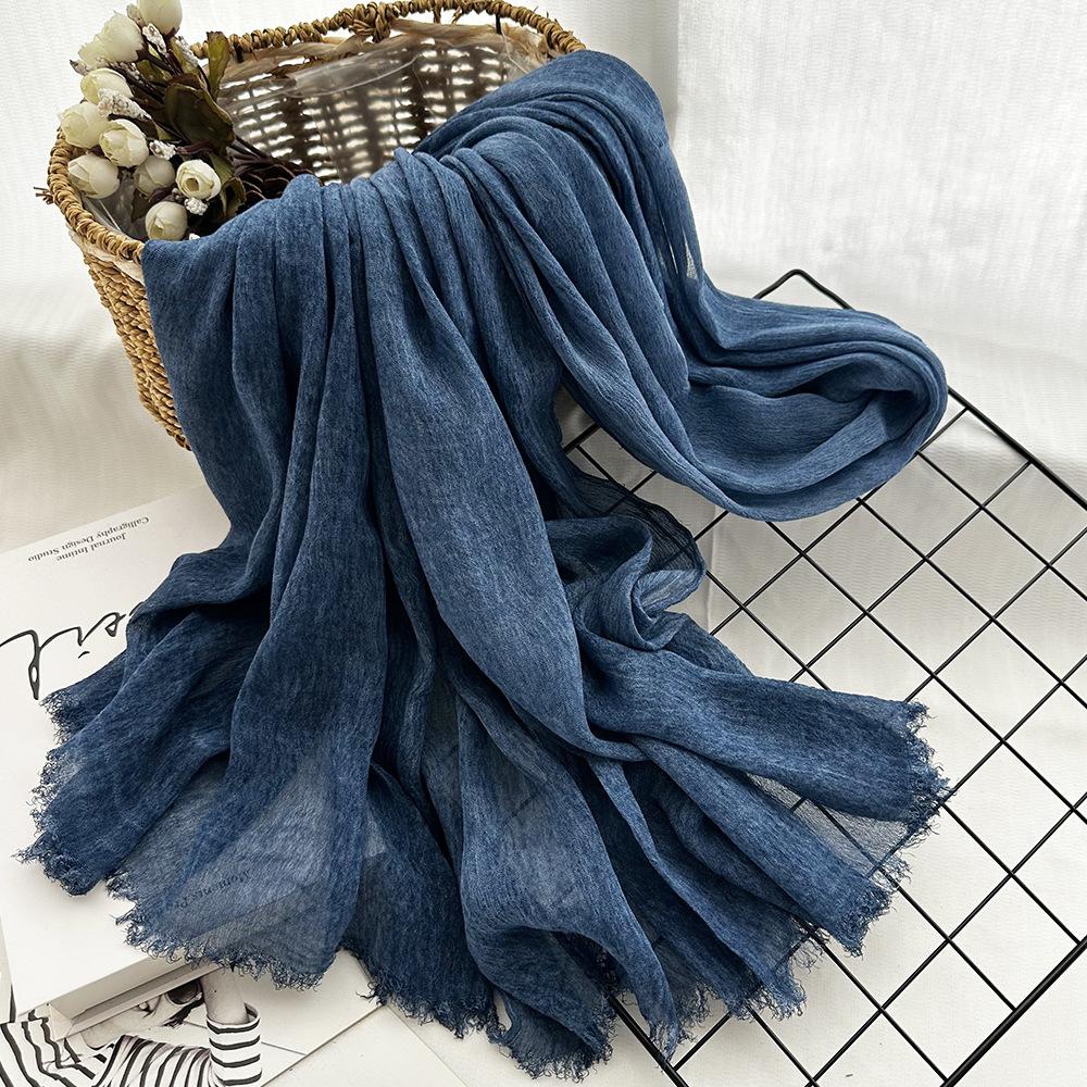 Personalized Hand-painted Cotton Scarf Women's Short Beard Gradual Change Color Travel Shawl Yunnan Dali Blue and White Tie-dyed Silk Scarf