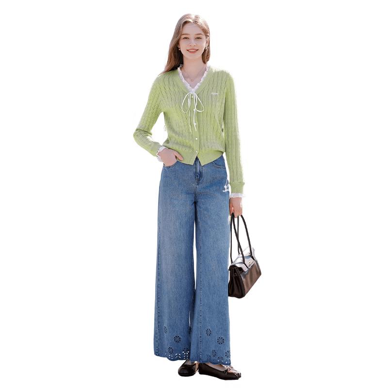 Women s V-Neck Ruffle Trim Cable Knit Cardigan S