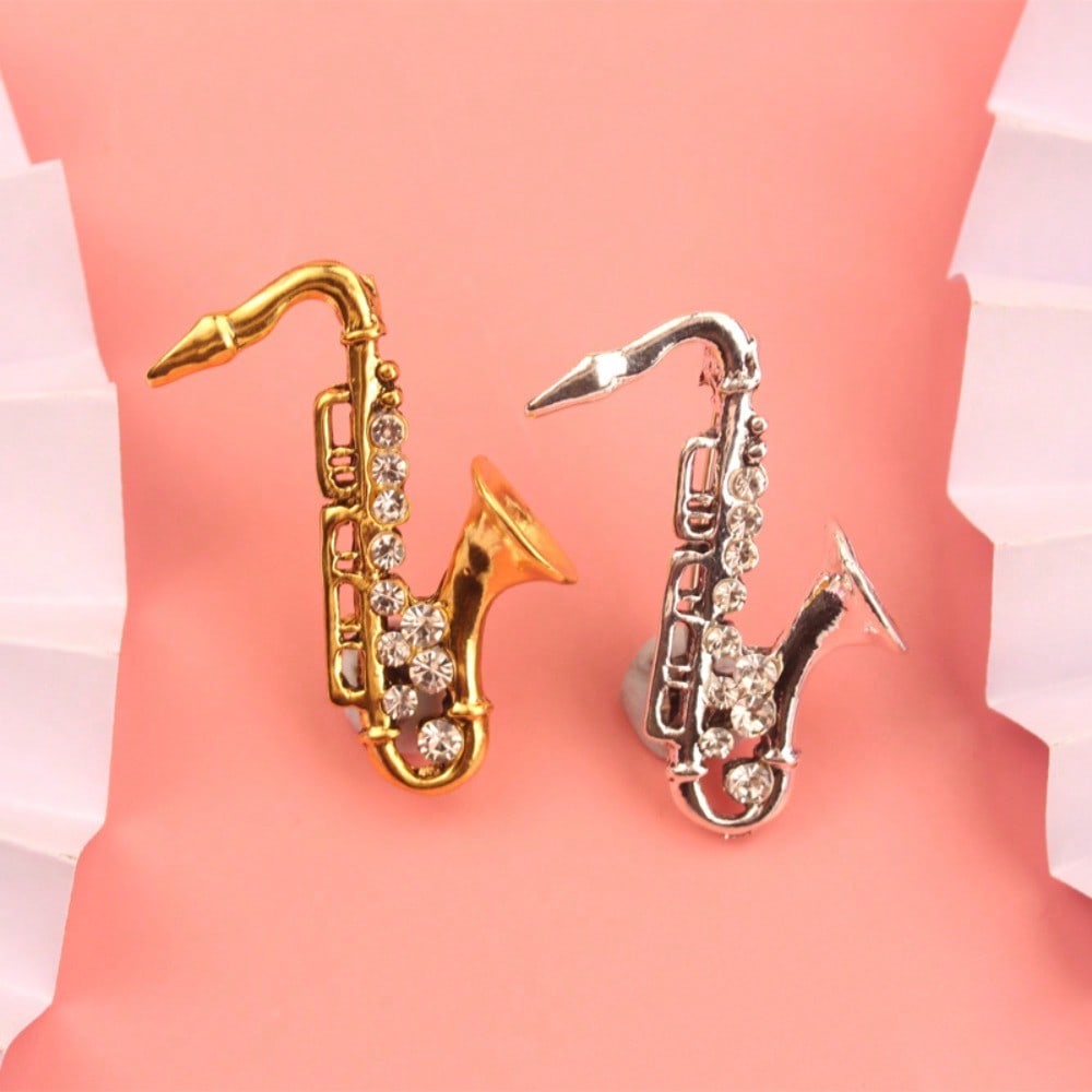 1pc Elegant Saxophone Women's Brooch & Pin Jewelry - Retro Elegant, Unique Design, for Scarves/Jackets/Bags, Ideal Holiday Gift