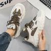Modische Plateau-Sneakers Sommer Neu Atmungsaktiv Lässige Herrenschuhe Rutschfeste Verschleißfeste Schuhe für Herren Zapatillas Hombre
