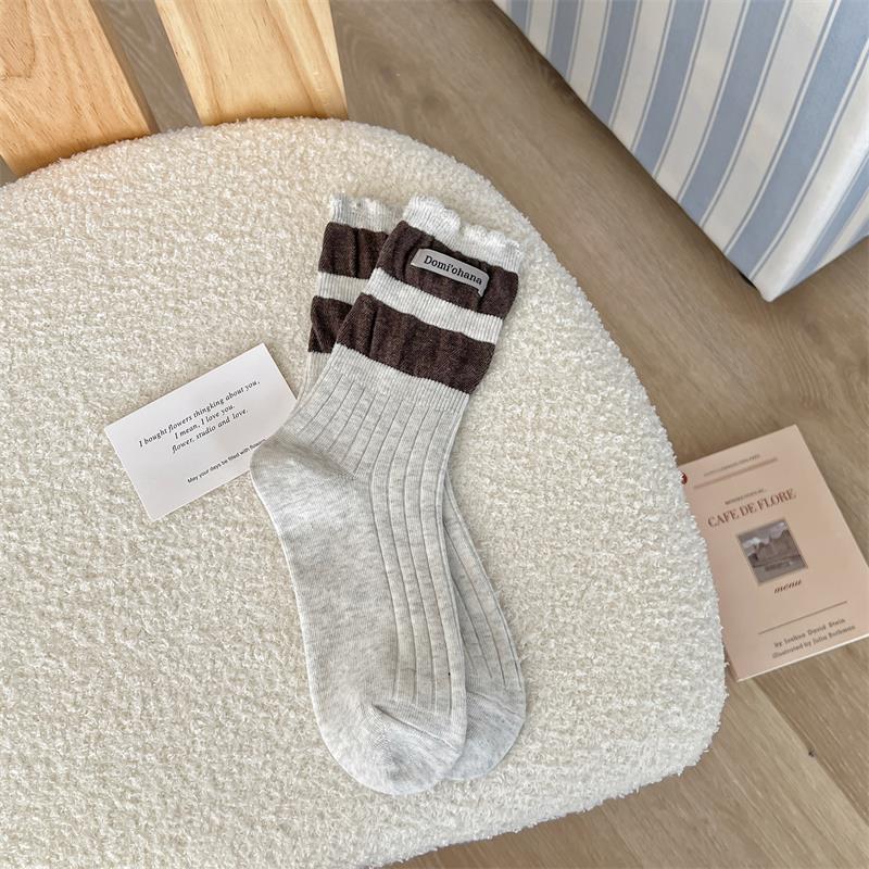 

Domi Lace Mid-Calf Socks: Women s Sweet Japanese Style with Letter Fabric Label and Bubble Cuff світло-сірий колір