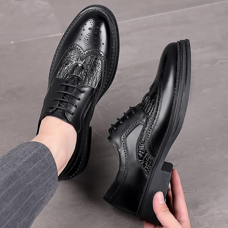 Brogue Men's Leather Shoes Business Formal British Carved Men's Leather Shoes Lace-up Breathable Trendy Oxford Shoes