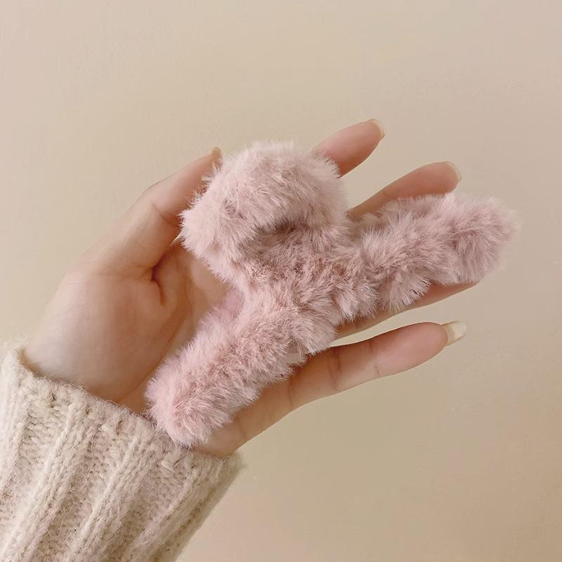 High-End Plush Shark Claw Hair Clip - 2025 Trendy Hair Accessory for Women