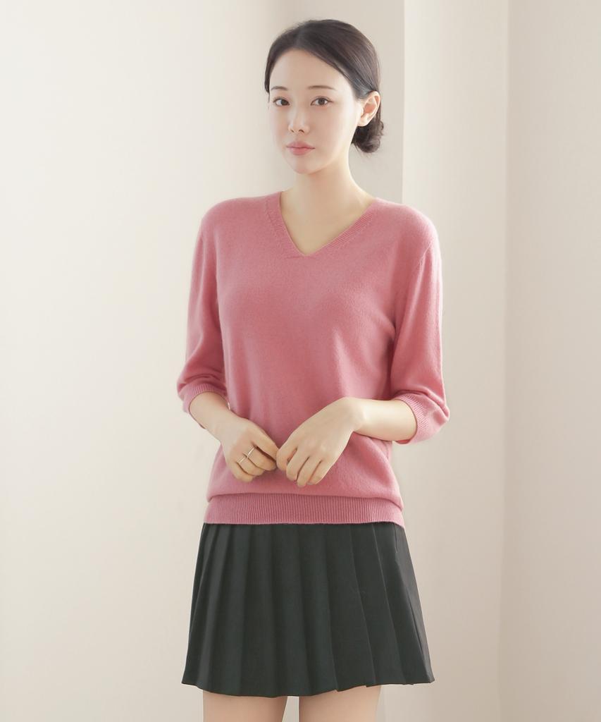 Keulleiseu 100% Wool V-Neck 3/4 Sleeve Knit_Camel