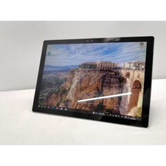 BRUKT Microsoft Surface Pro 4 (Intel Core i5, 4 GB RAM, 128 GB SSD) – Wi-Fi-modell