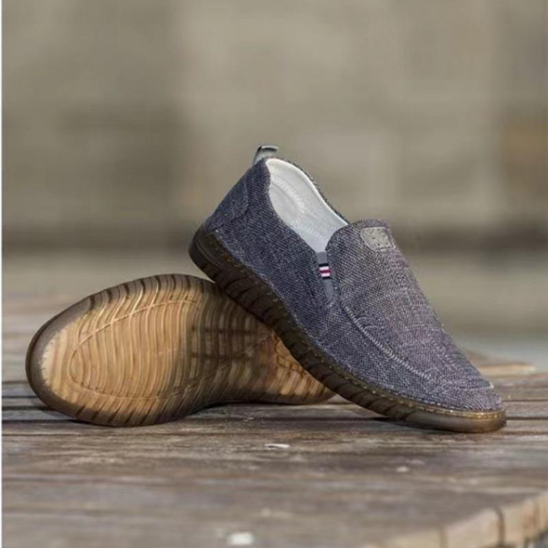 Fashion Casual flats Shoes for Men New Lightweight Soft Sole Breathable Slip-On Driving Shoes Walking Men Casual Shoes Male Loafer