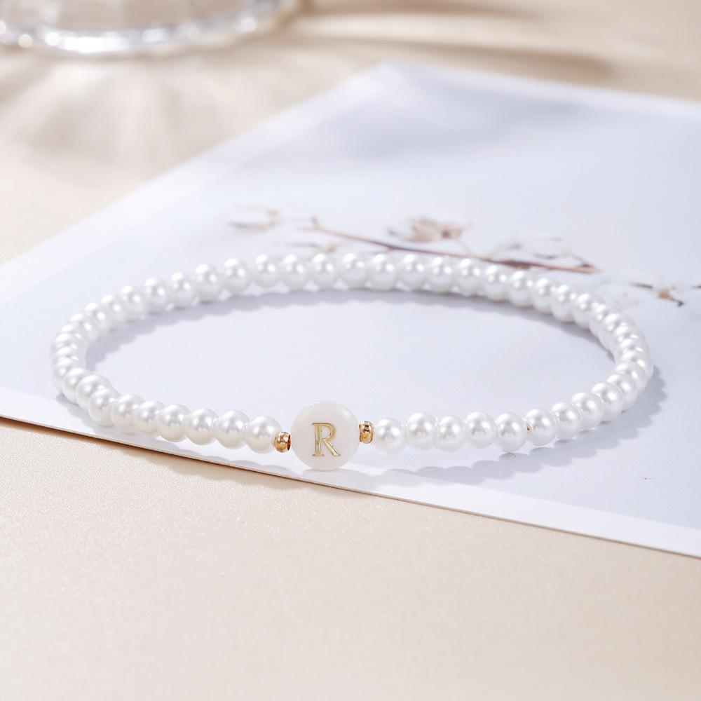 26 Alphabet Letter Shell Charm Artificial Pearl Bracelets Women Girl Charming Simulated Pearl Beads Wristband Bracelets Jewelry