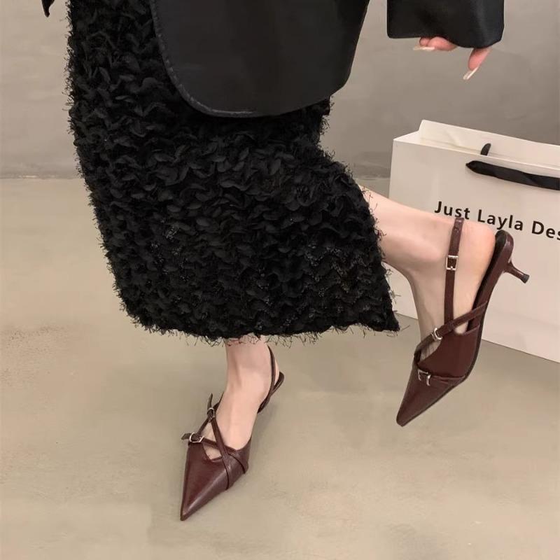 High heels women's spring and summer new retro pointed heel belt buckle bag head single shoes with skirt sandals