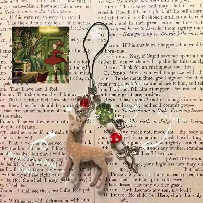 Handmade 3D Adorable Fawn Deer Charm/Keychain Christmas Gift Floral Beads Key Chains Bag Pendant