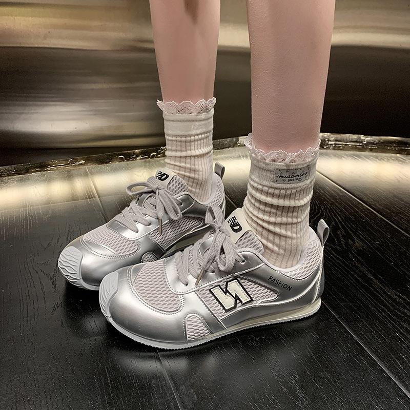 Spring and Autumn New Soft Sole Soft Surface Comfortable Breathable Mesh Casual Sneakers Forrest Gump Shoes Versatile German Training Shoes Runni