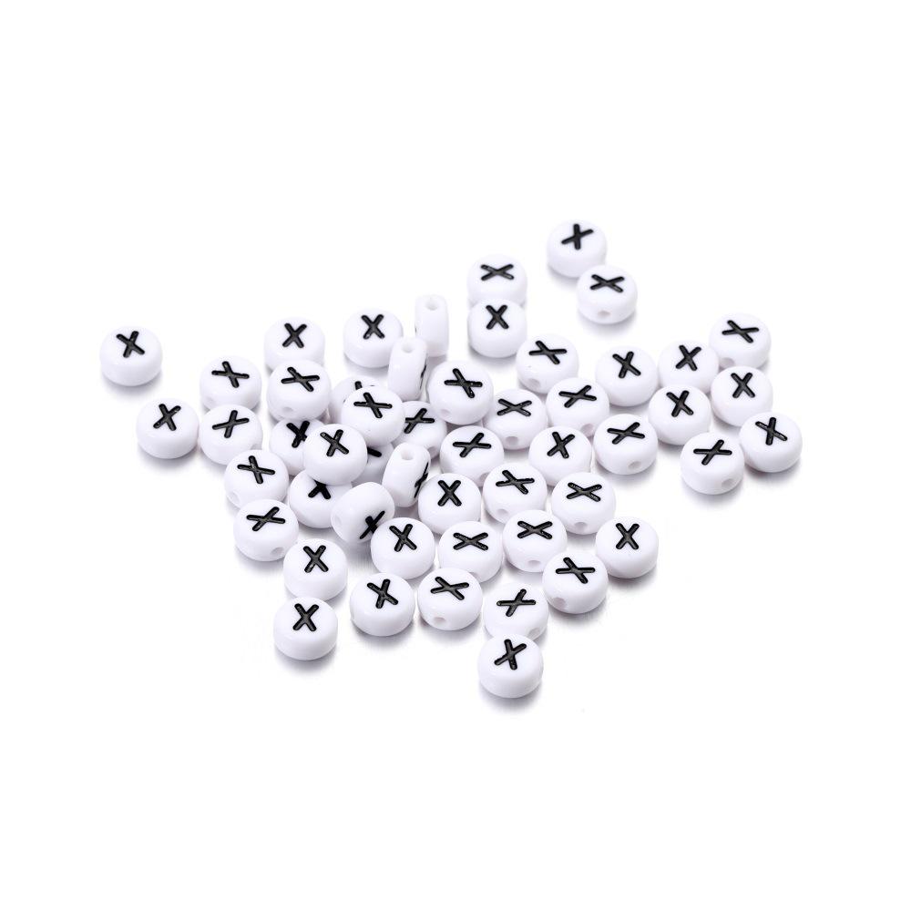 Bílé kulaté korálky s černými písmeny – sada 26 písmen pro vlastní výrobu náhrdelníků a řetízků na telefon