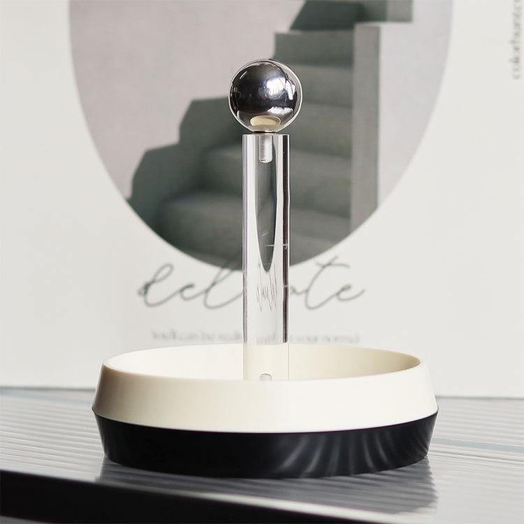 Nordický vertikální držák na kuchyňské utěrky a ubrousky - Bezvrtací úložný regál na jídelní stůl a ručníky.