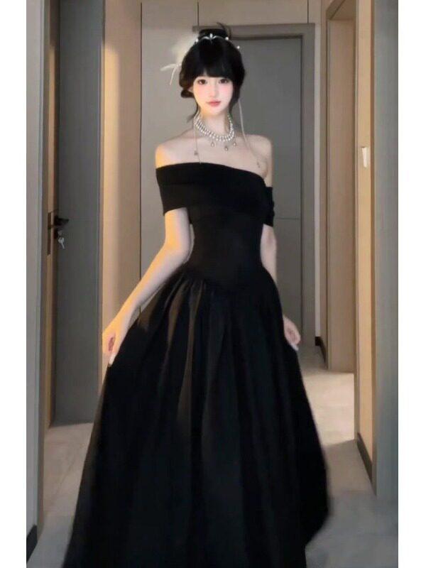 Reiche Tochter Hepburn-Stil schwarzes One-Shoulder-Kleid Temperament fortgeschrittenes Gefühl Taille Bankettkleid Kleid Sommer