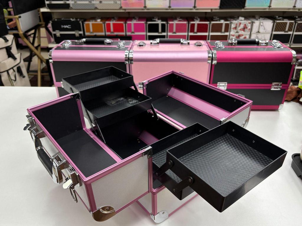 Alüminyum Alaşımlı Profesyonel Makyaj ve Güzellik Alet Çantası