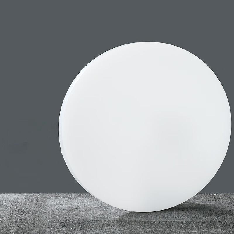 

Dibellang Round PE Chopping Block 43CM x 7CM