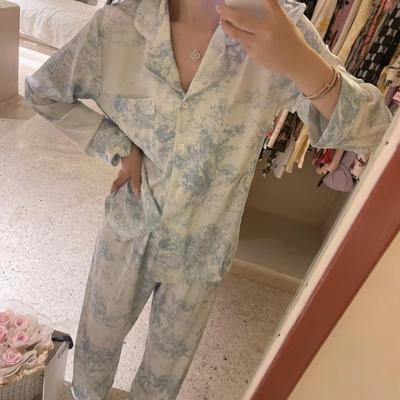 Nuovo Cardigan con Bottoni e Scollo a Revers Set Lounge Donna 2 Pezzi Pigiama in Seta Ghiacciata per Donna Pigiama alla Moda con Stampa per Donna
