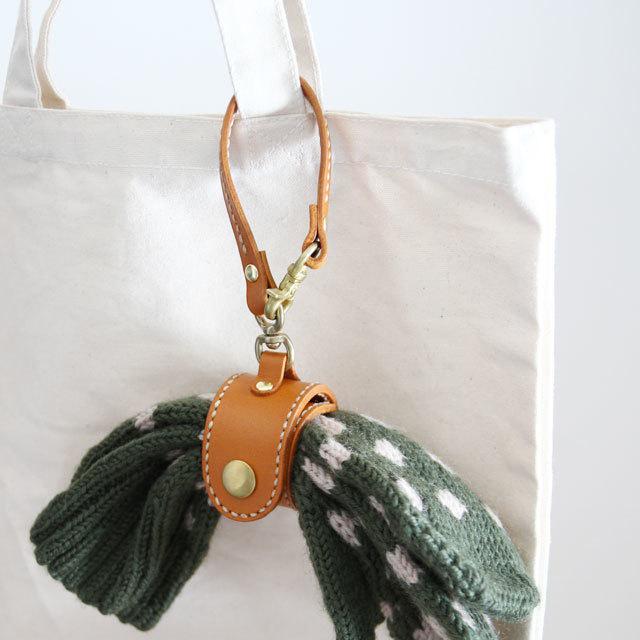 Portable Glove Lanyard and Storage Clip for Travel and Cycling