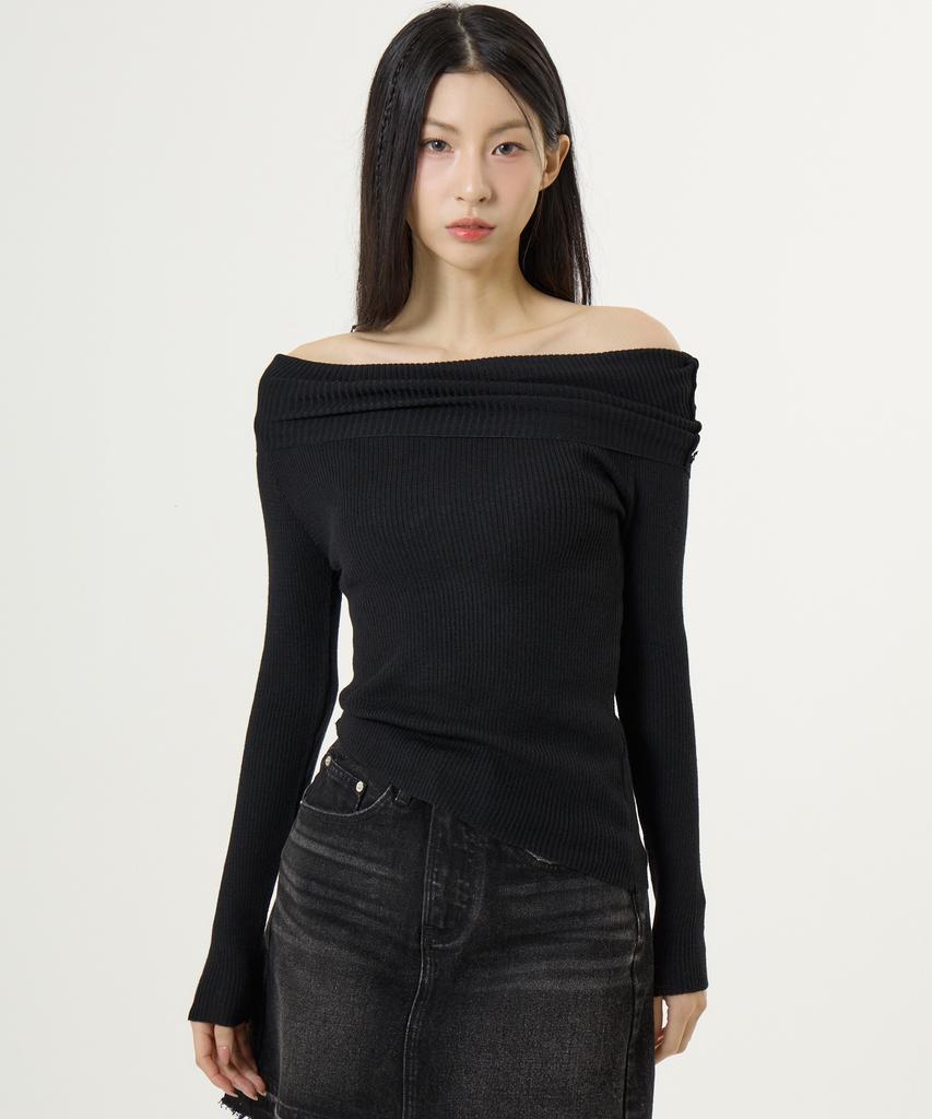 UNKNOWN PLANET Off-Shoulder Knit Top Black