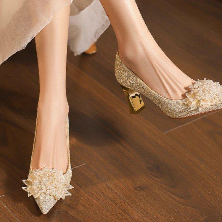 Fashion Rhinestone Women Shoes 2025 Spring Summer New Sequined Large Size Flowers High Heels Fashion Breathable Pointed Toe Bridal Shoes