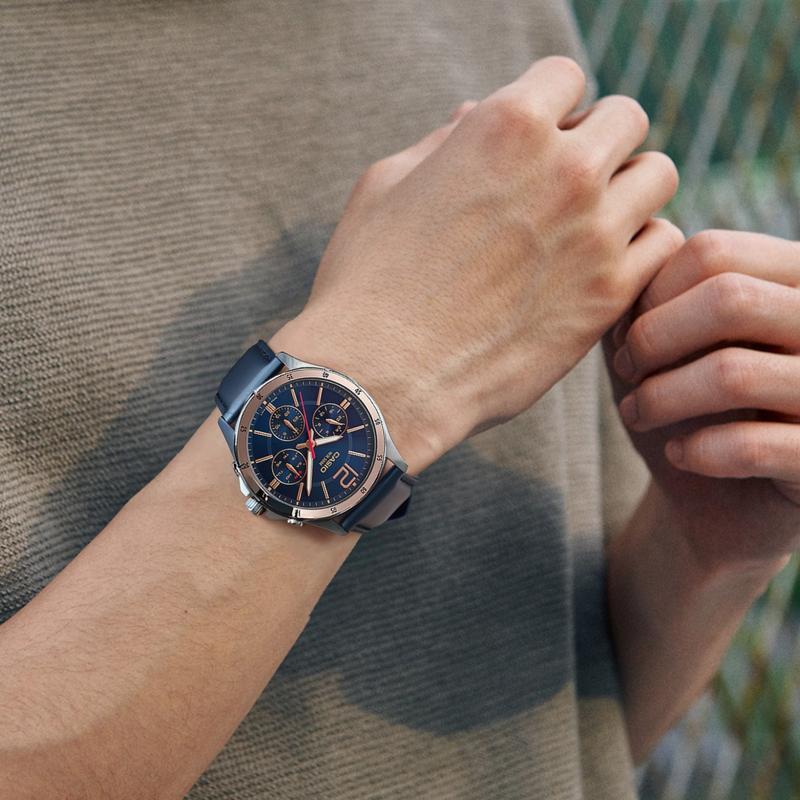 Casio CASIOSTANDARD serie modieuze zakelijke retro casual klassieke drie-wijzer zes-naald blauwe wijzerplaat waterdicht kwartsuurwerk leren band MTP-1374L-2A