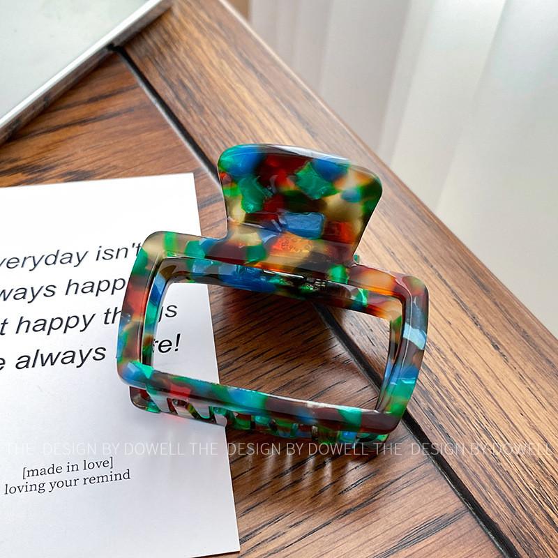 Geometric Design Acetate Hair Claw Clip Perfect For Trendy Womens Hairstyles Blue Brown