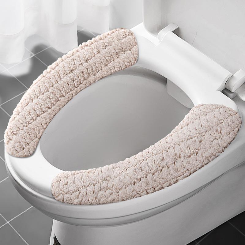 Winter Cartoon Handle Toilet Seat Cushion, Suitable for All Seasons, Thickened, Cute Toilet Cover, Warm and Anti-Freeze
