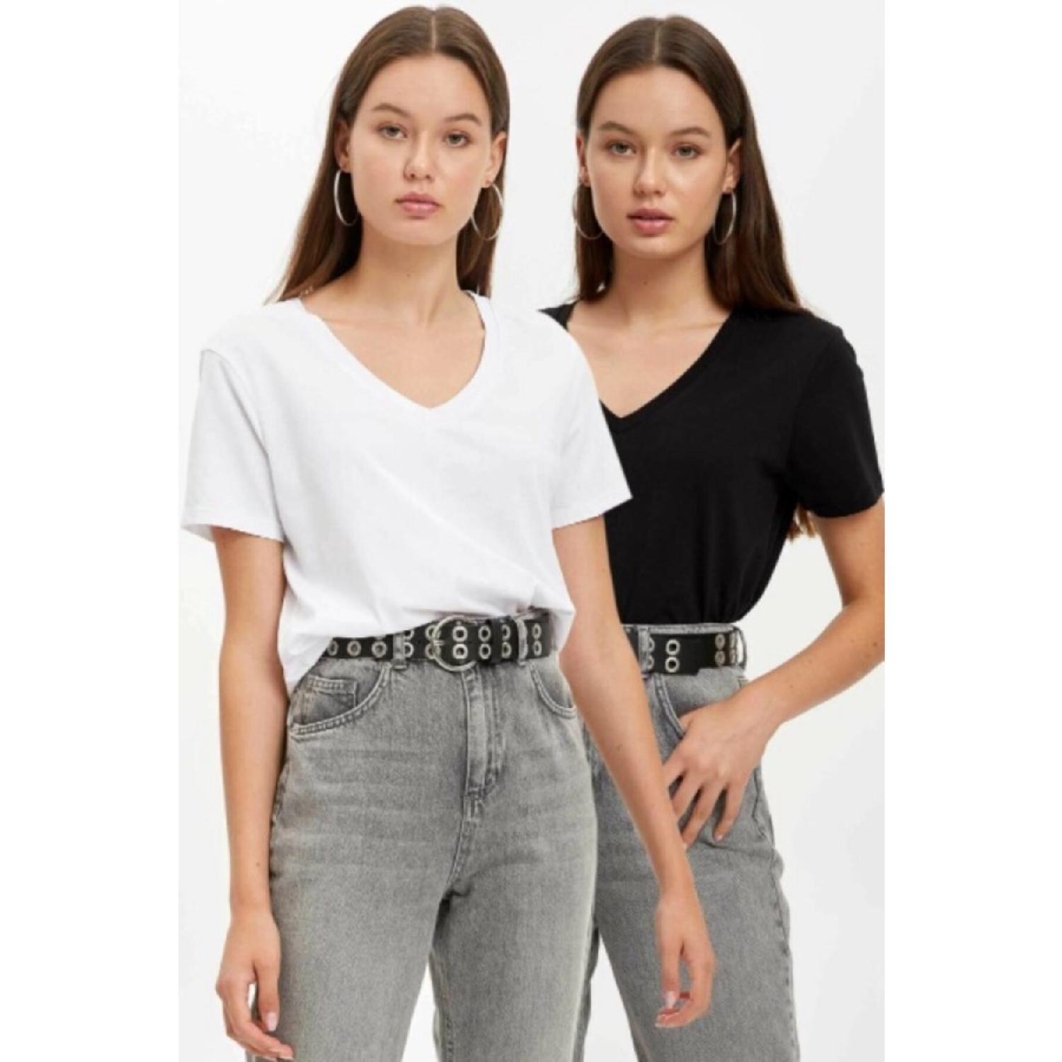 

Женская черно-белая футболка с v-образным вырезом (2 шт.) S чёрный