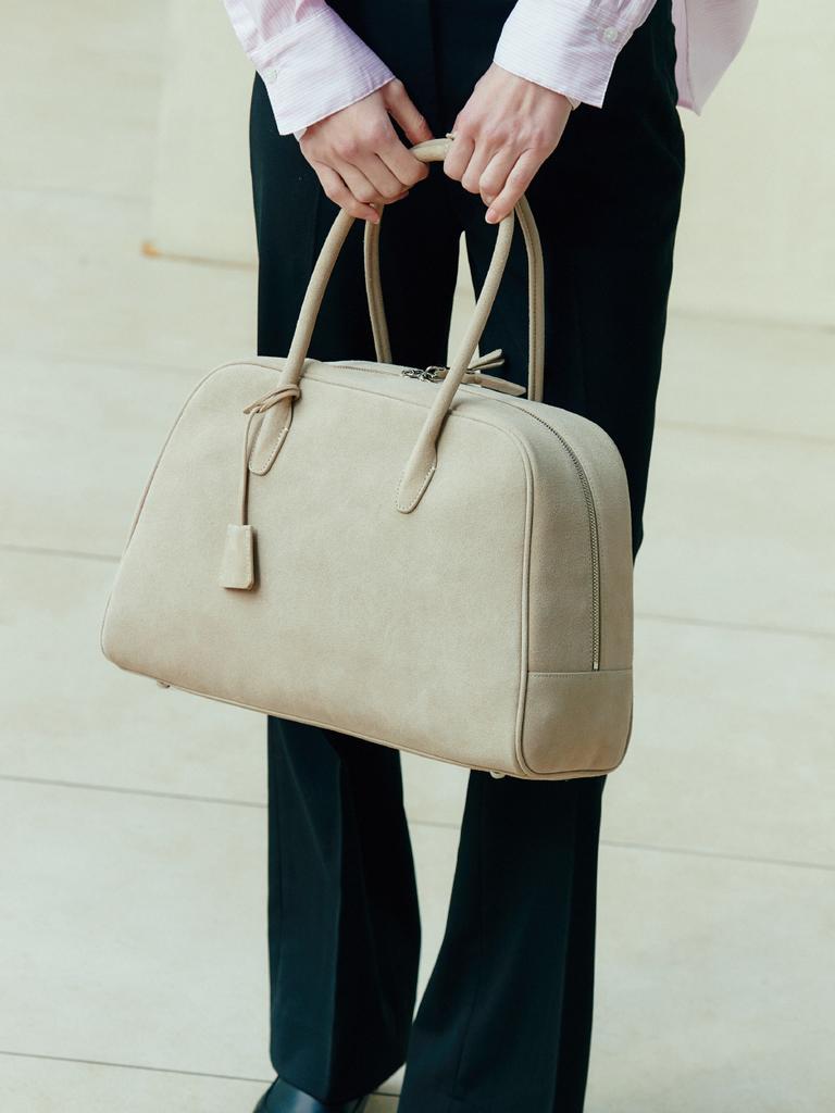 Komorebi Museum B01-L-6 Cow Leather Bowling Bag Large_Suede Beige