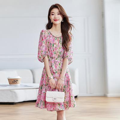 Sweet Age-reducing Small Floral Dress for Women's Summer New Chiffon Waist Cover and High Five-quarter Sleeve Skirt