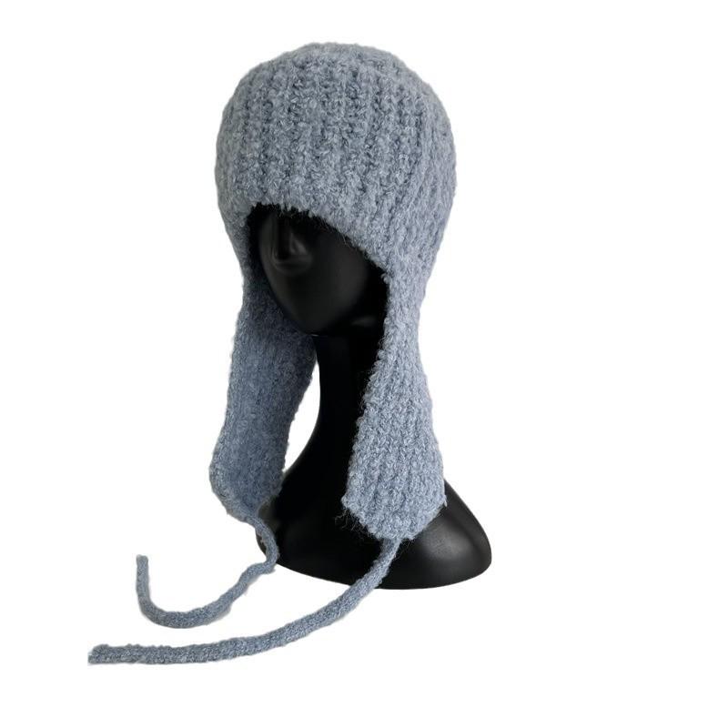 Girls are sweet and cute flying hats, autumn and winter cold-proof ear protectors, wool hats, retro solid color Lei Feng hats show small face