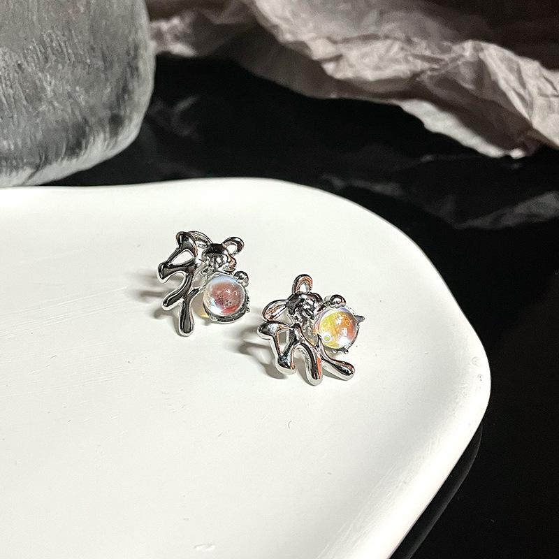 Moonstone Blessing Rabbit Stud Earrings Female Foreign High-End Sense Cute Small Gemstone Personality Niche Design Ear Jewelry