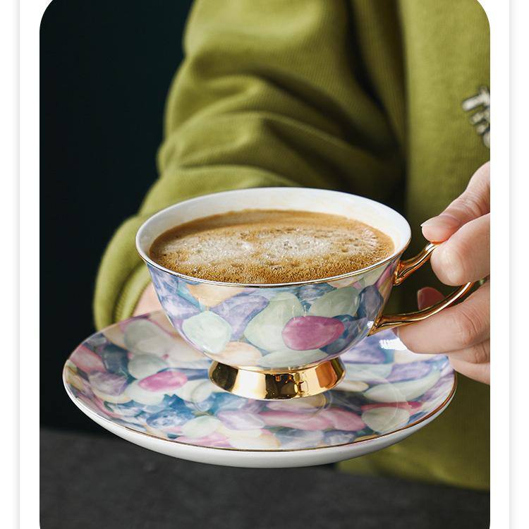 

Керамический кофейный набор из костяного фарфора Design Sense European Light Luxury English Afternoon Tea Set