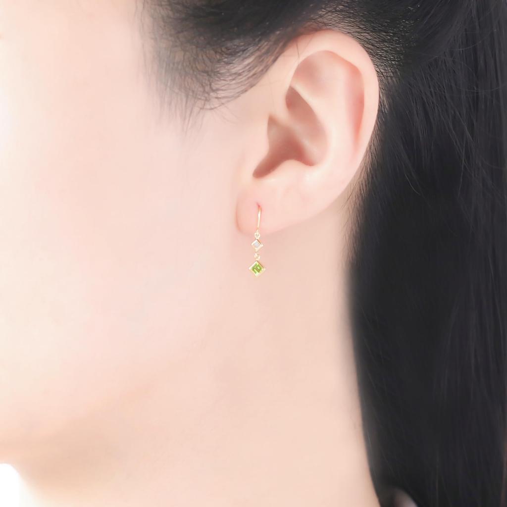 ESTELLE [Official] Women's Hook Earrings in 10K Yellow Gold with August Birthstone Peridot (Product Code: 0222-9723-0019-0000)