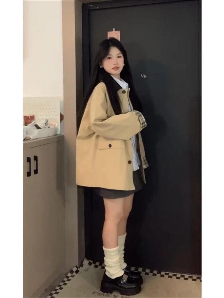 Petite Women's Mid-Length Earth Yellow Windbreaker, Spring/Autumn 2025, Korean-Style with Japanese/British Influences