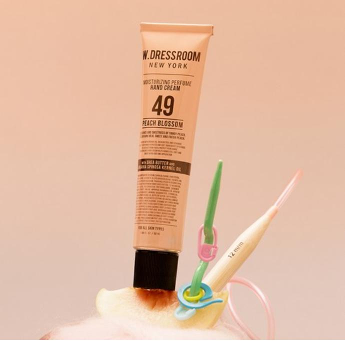 W.DRESSROOM Perfume Hand Cream No.49 Peach Blossom 50ml