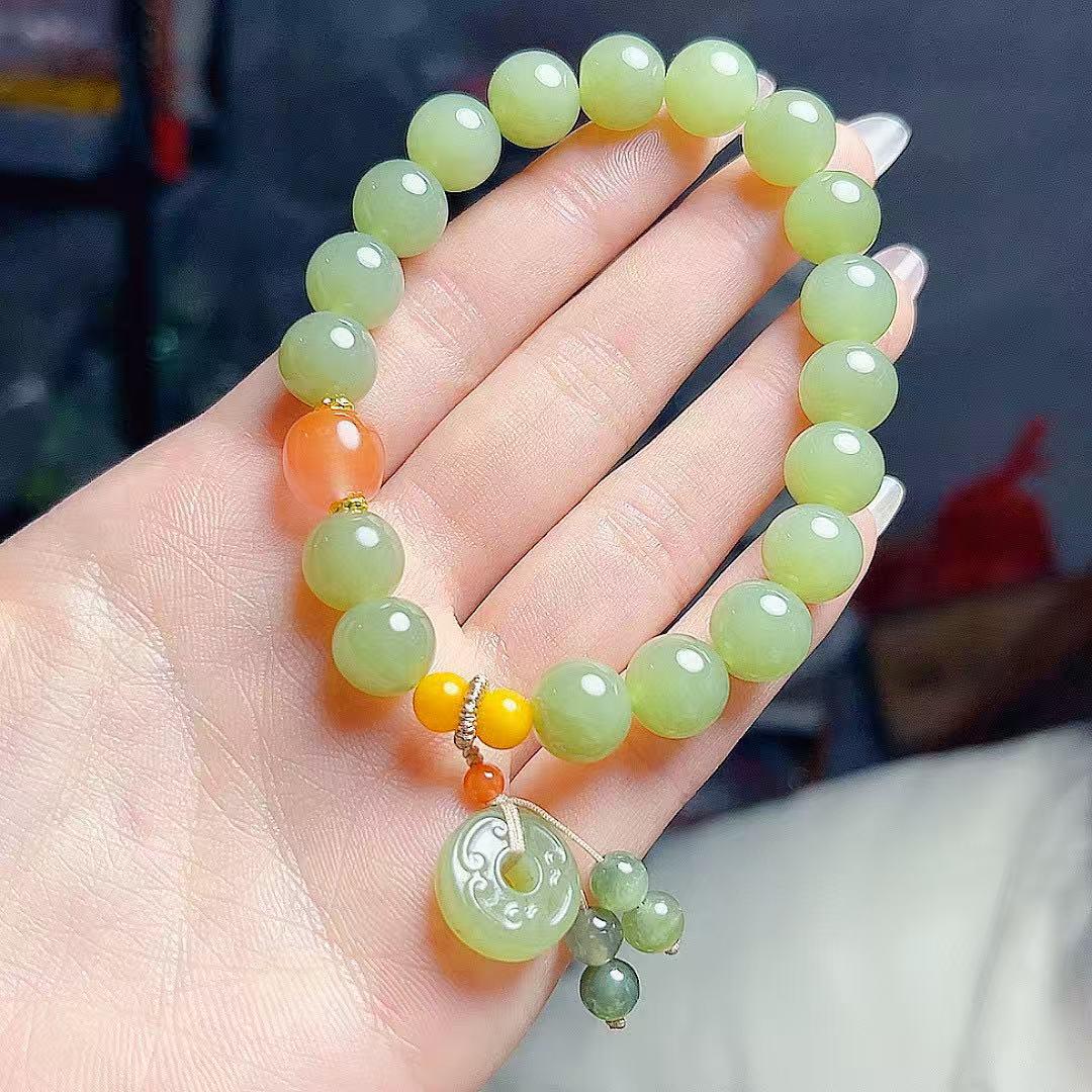 Elegant Unisex Hetian Jade Ping an Buckle Bracelet: Versatile Fashion Piece