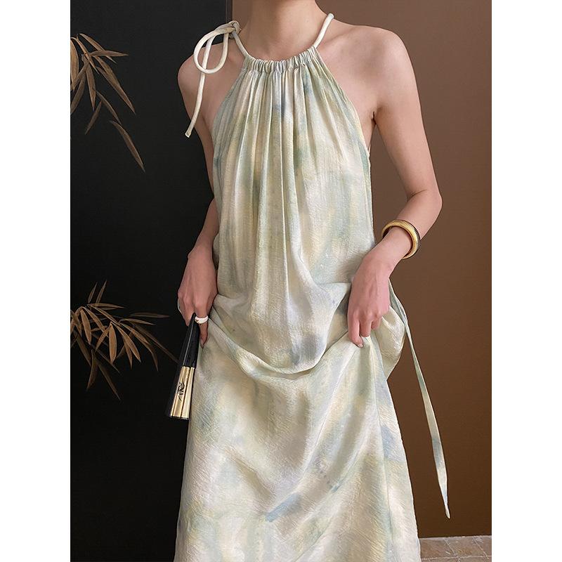 

Дизайн платья Oil Swoosh с кулиской и вырезом на раннюю весну L цветочный