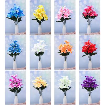 Decoração de casa – Flores e coroas artificiais