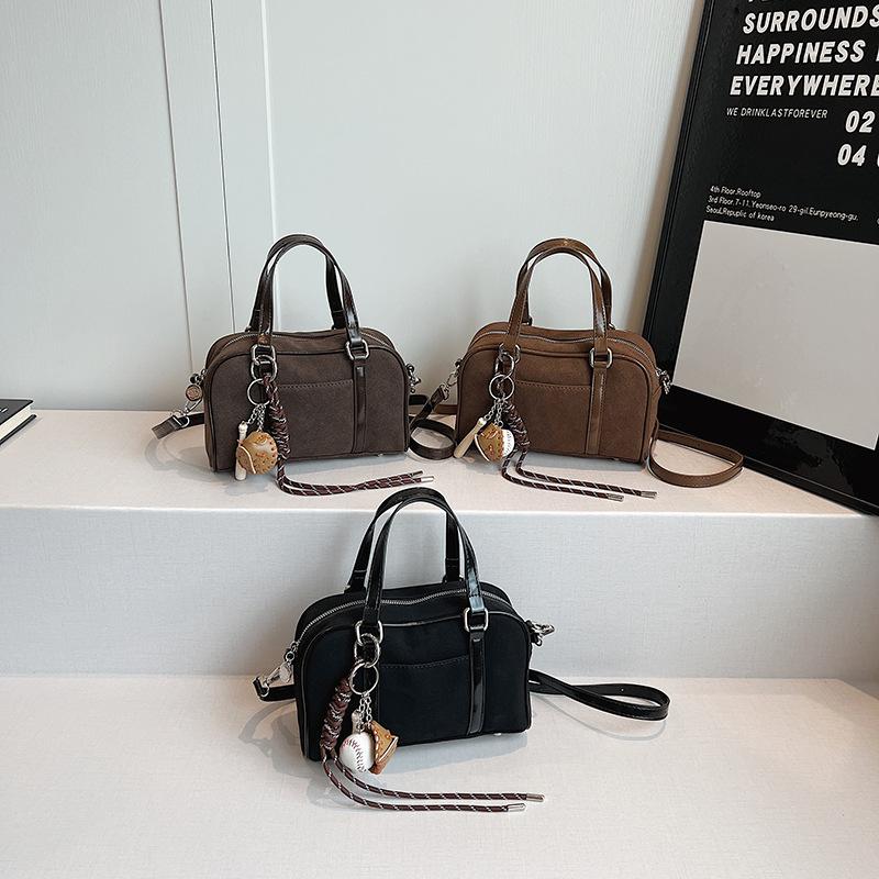 Retro matte portable Boston bag women's summer simple versatile casual commuter shoulder messenger bag