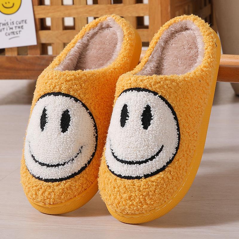 Winter cute cartoon smiley face home cotton slippers home fluffy slippers female couple warm slippers indoor