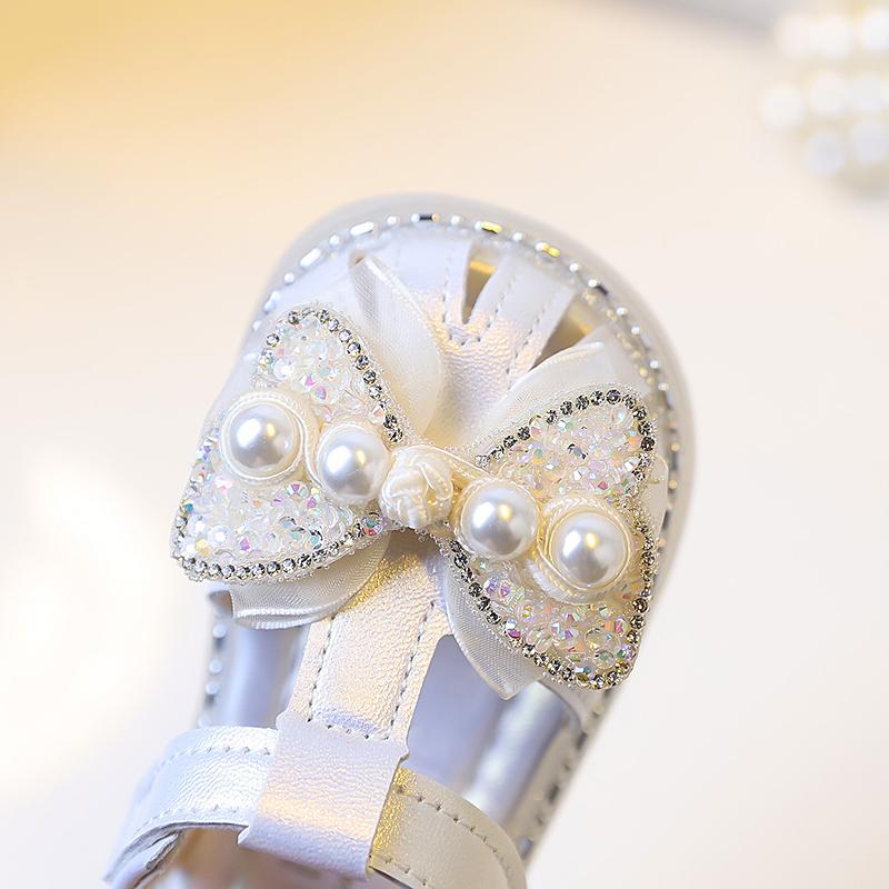 Girls Princess Shoes Cute Pearls Hollowed-out Toddler Sandals Non-slip 2025 Summer New Baby Walking Shoes Soft Sole Sweet Bows